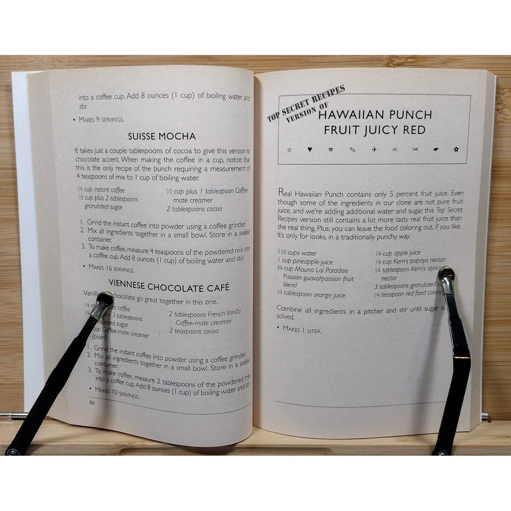 Top Secret Recipes Sodas, Smoothies, Spirits & Shakes by Todd Wilbur 2002 SIGNED